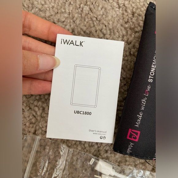 Set of 3 Charging Packs iWalk UBC1800 1800mAh ,kensie iPhones & Tablet White NWT - Picture 3 of 16